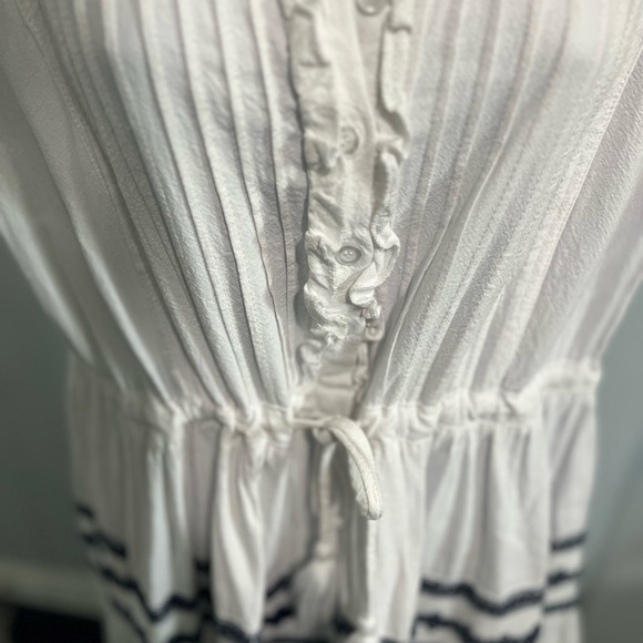 Ivy City Co Santorini White and Navy Maxi Dress - Picture 7 of 8